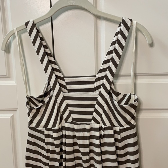 Grey white stripe top BCBG NWT - Picture 10 of 13